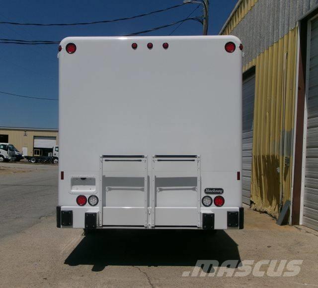 Freightliner M2 Lastbilar för dryckesleveranser