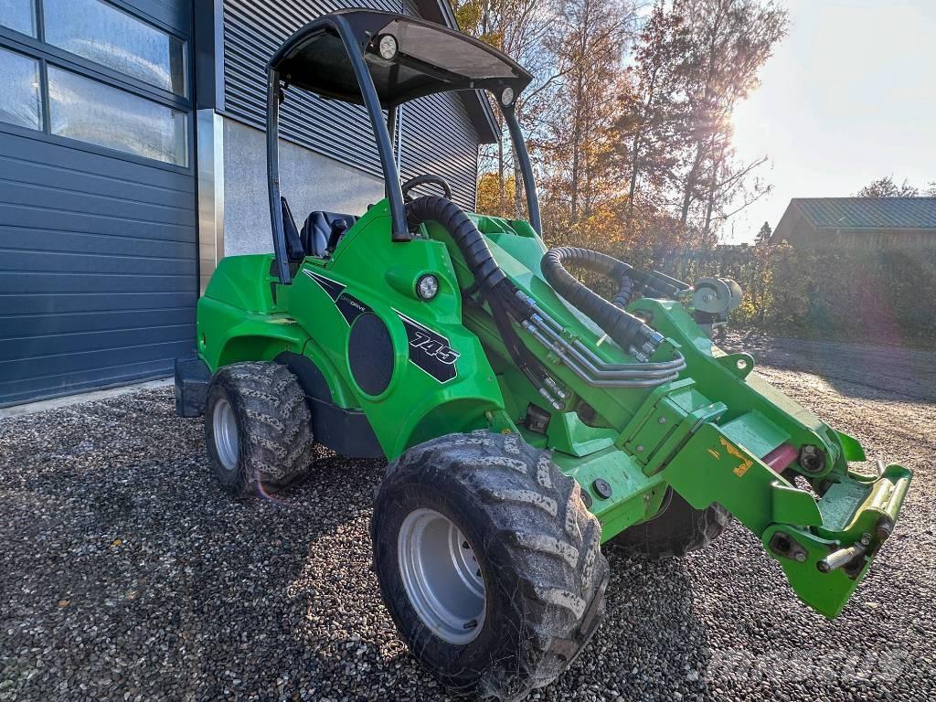 Avant 745 Kompaktlastare