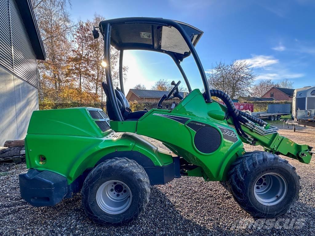 Avant 745 Kompaktlastare