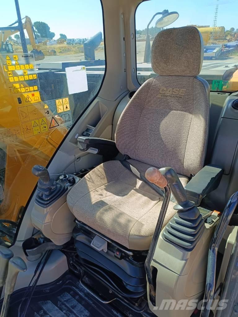 CASE CX 235 C SR Bandgrävare