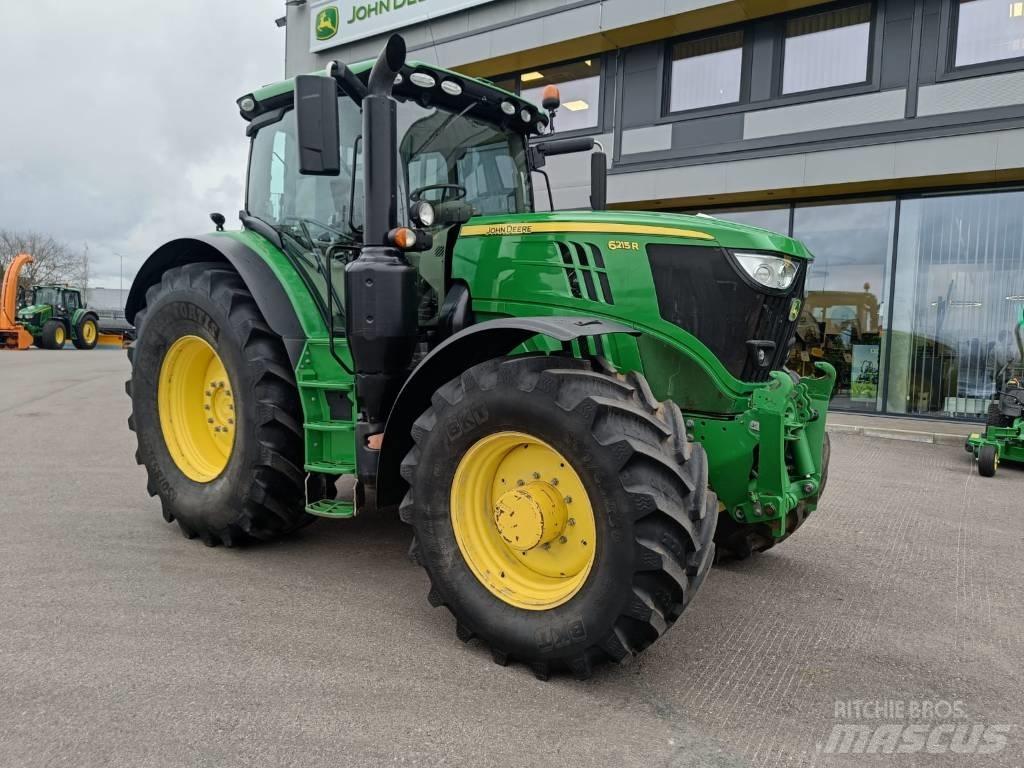 John Deere 6215 R Traktorer