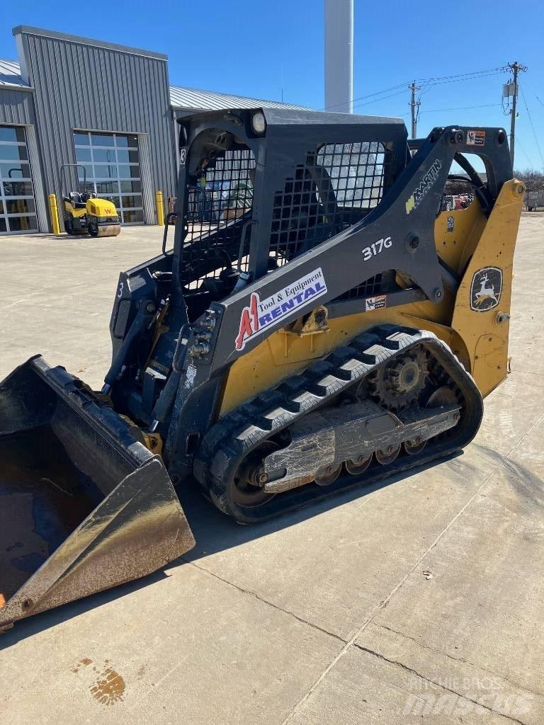 DEERE 317 G Kompaktlastare
