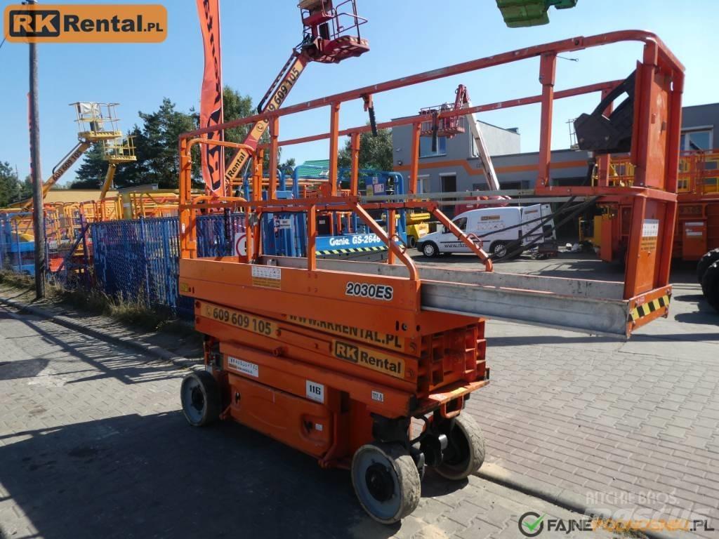 JLG 2030 ES Saxliftar