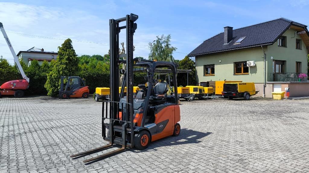 Linde E16-02 Elmotviktstruckar