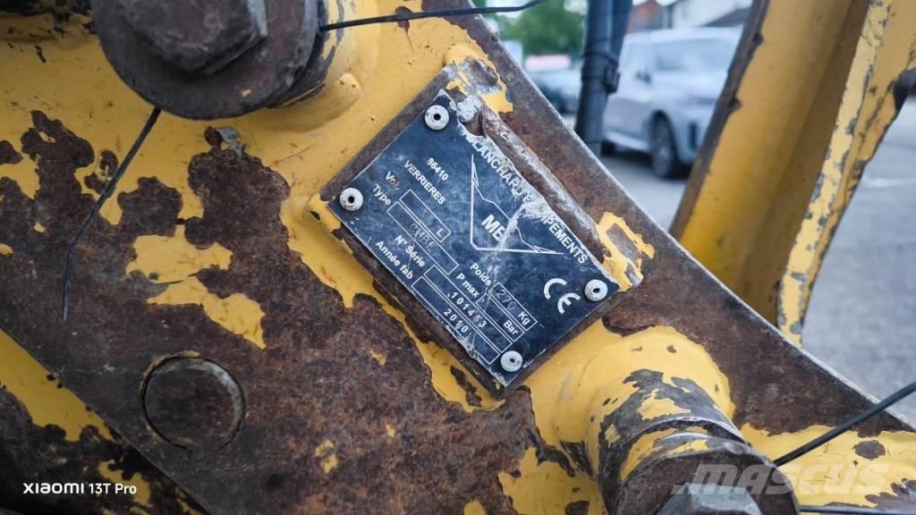 CAT M 313 D Hjulgrävare