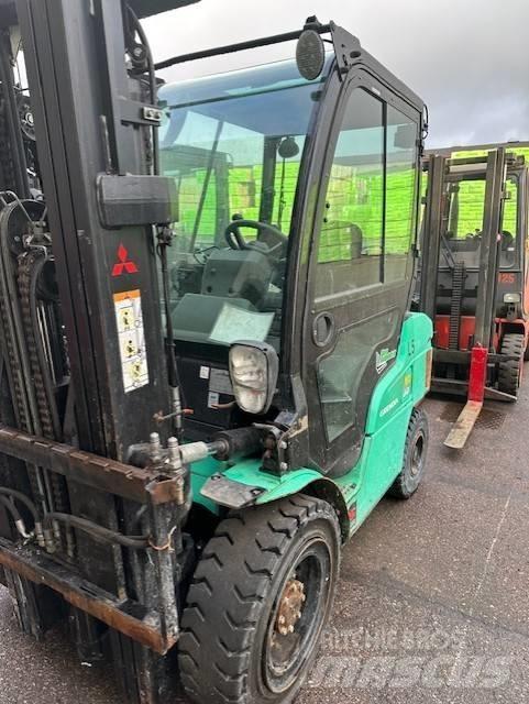 Mitsubishi FD 35 N Dieselmotviktstruckar