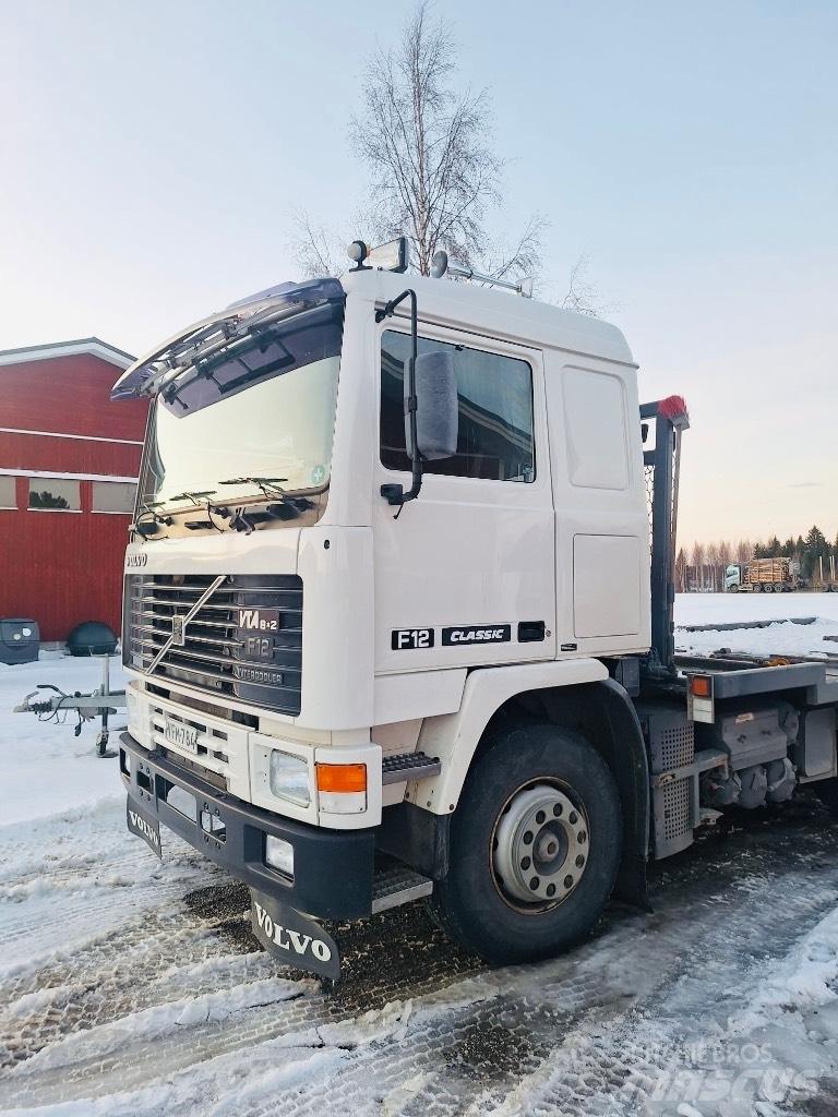 Volvo F 12 Flakbilar