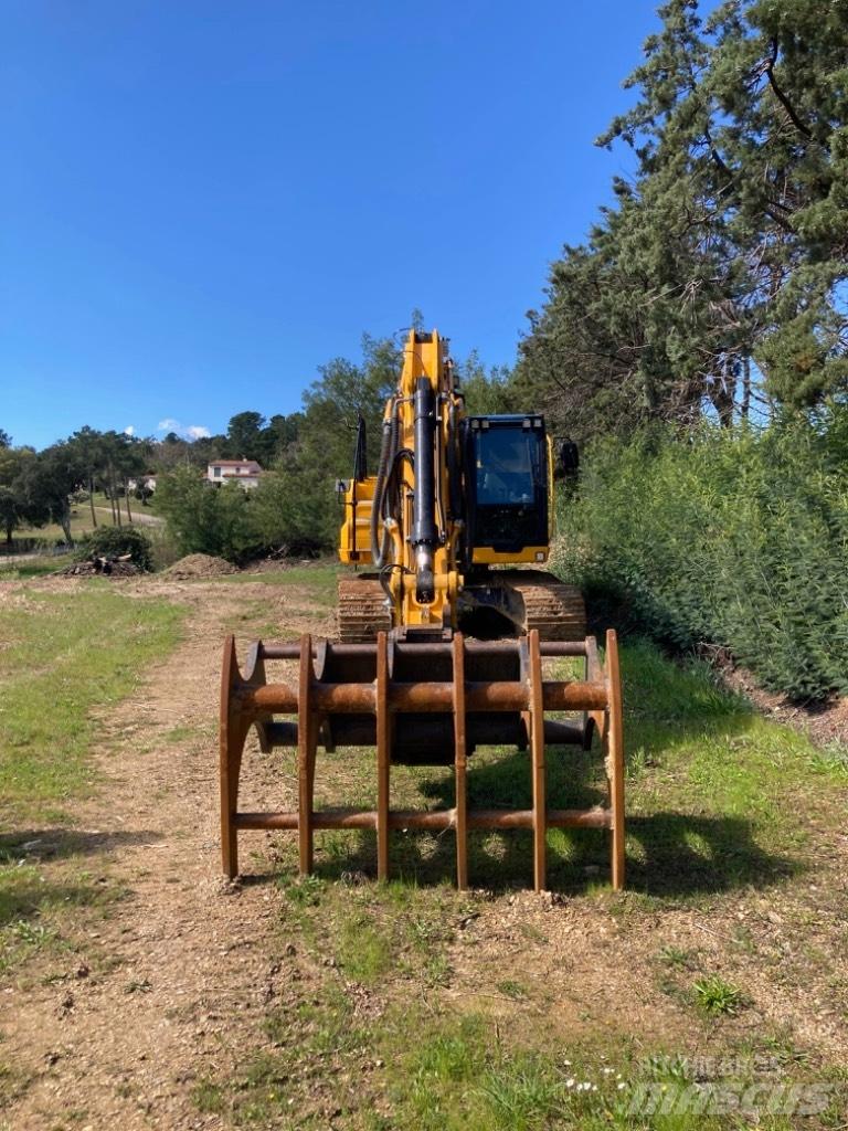 JCB JS 220 X Bandgrävare