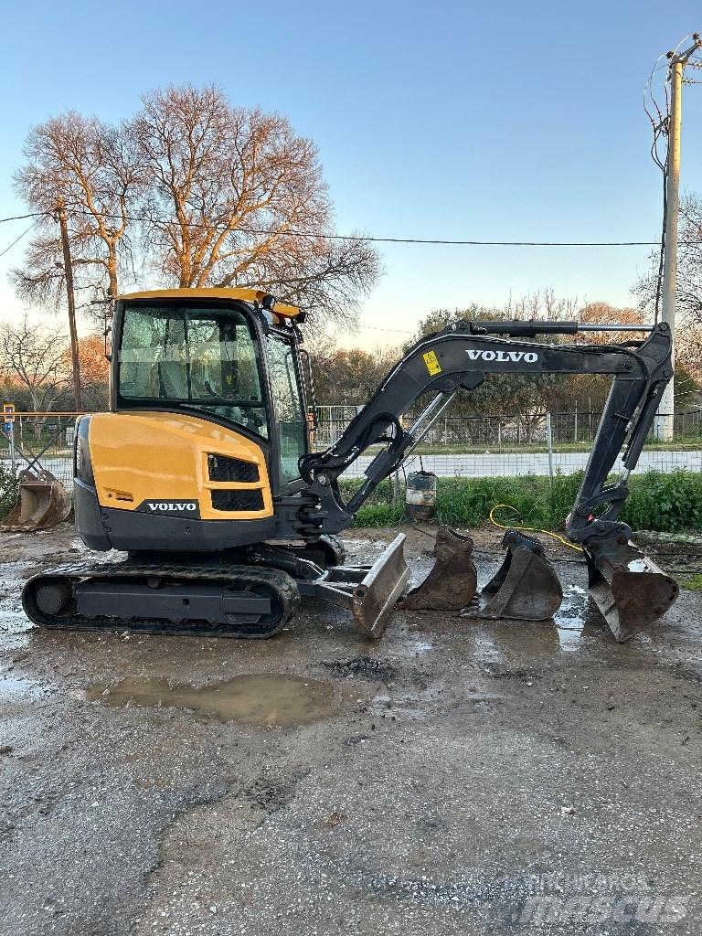 Volvo ECR 35 D Minigrävare < 7t