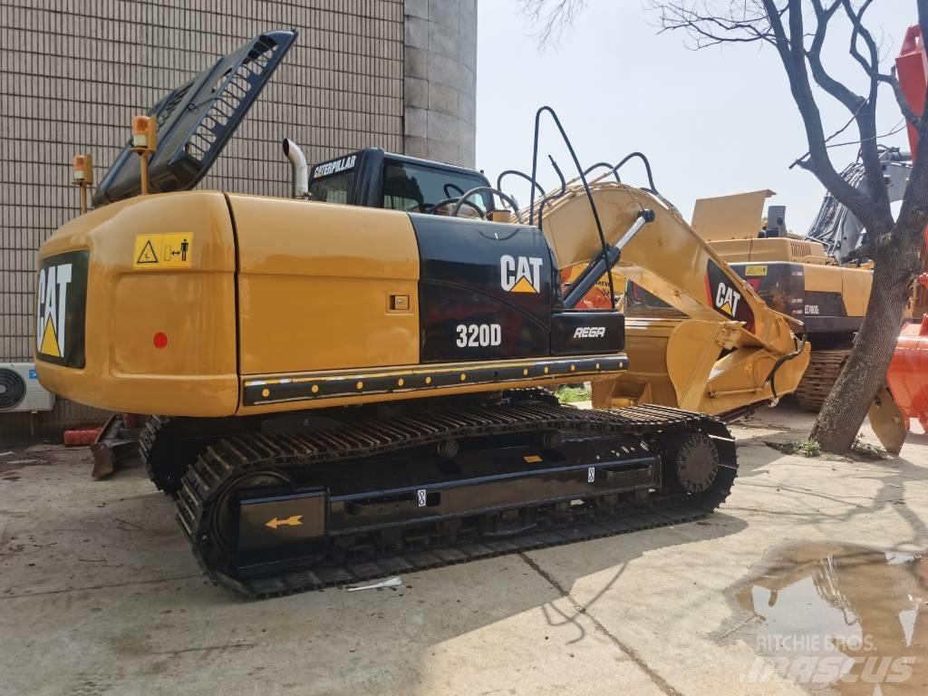 CAT 320 D Bandgrävare