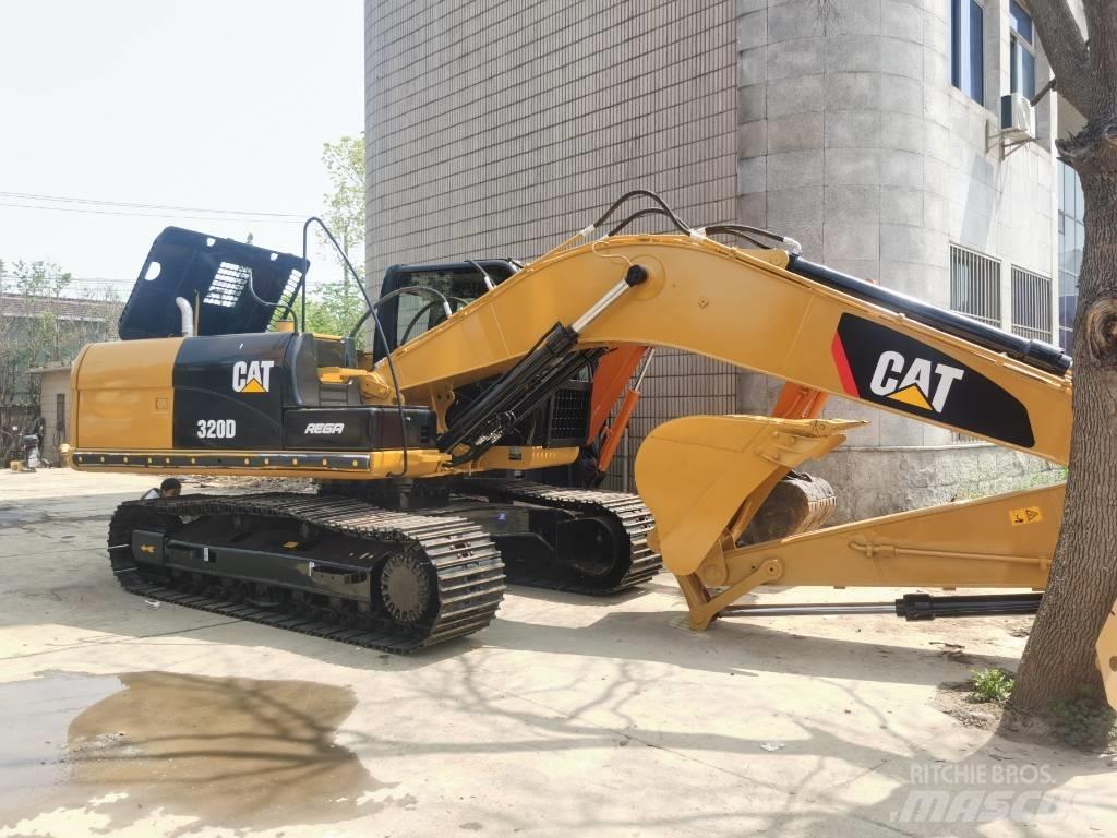 CAT 320 D Bandgrävare