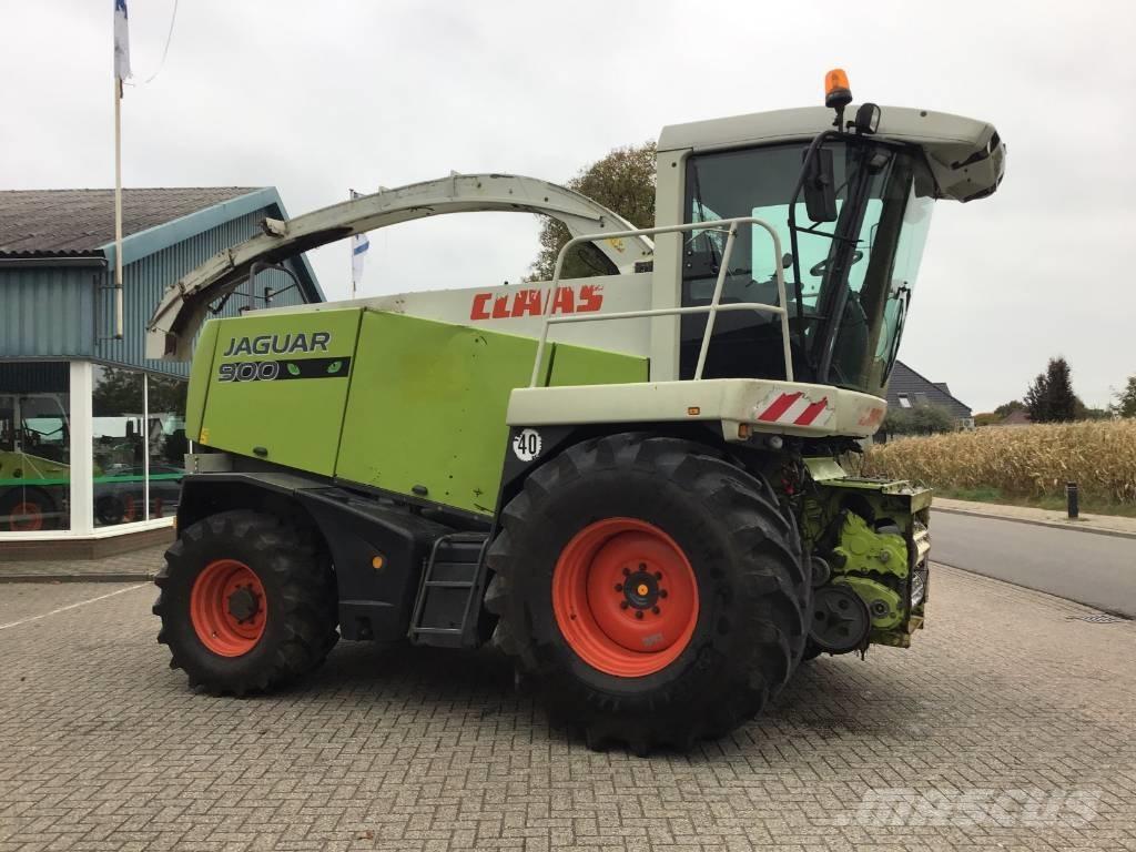 CLAAS Jaguar 900 Skördetröskor