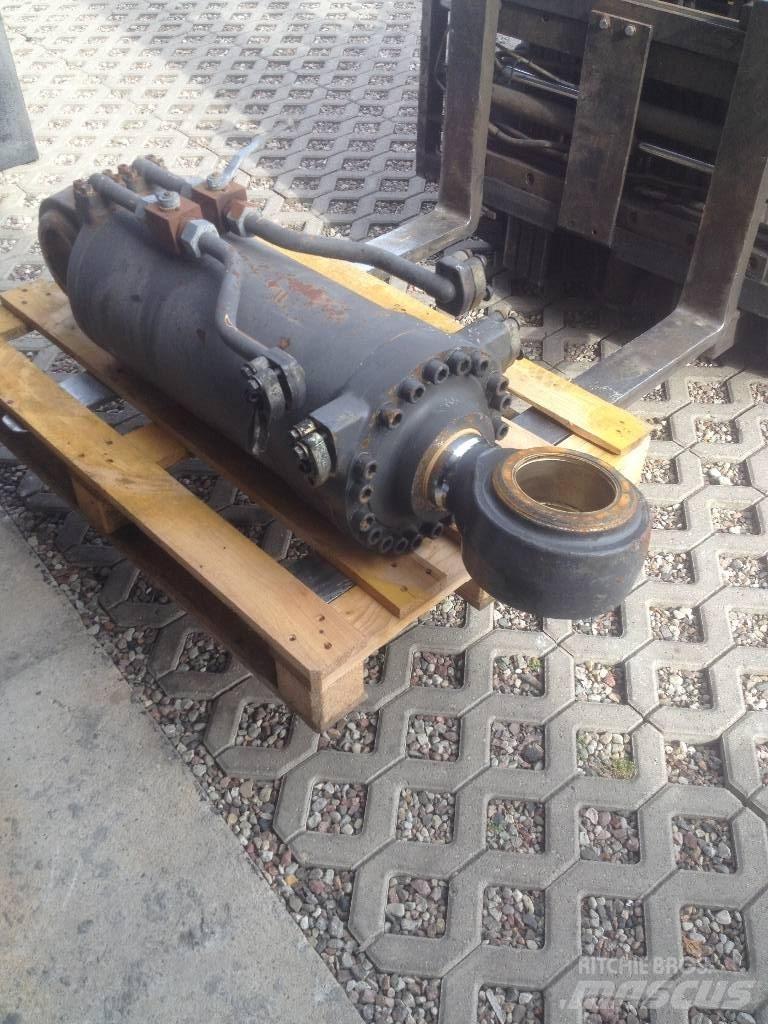  Siłownik Volvo 220 E Hjullastare