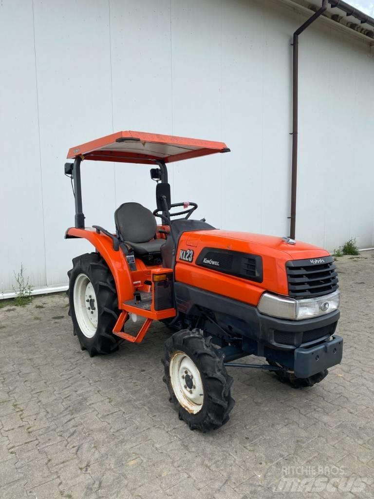 Kubota KL23 Kompakttraktorer