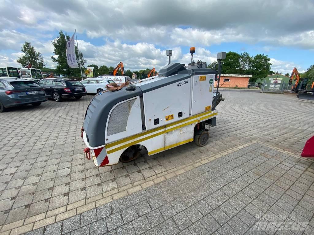 Wirtgen W 35 DC Asfaltskallfräsmaskiner