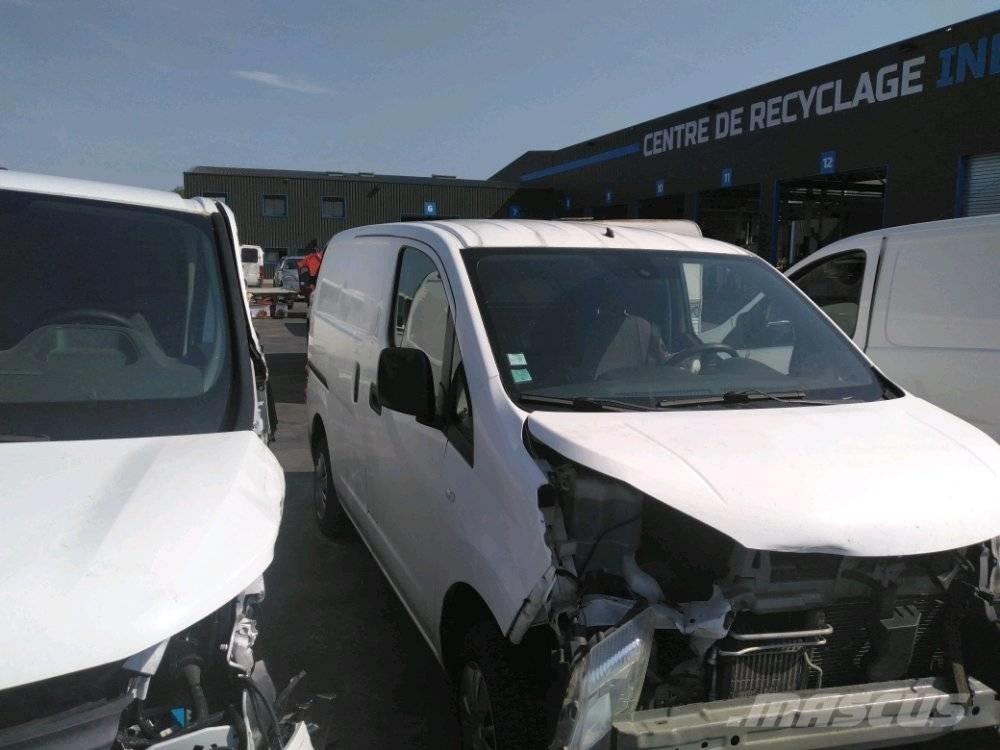 Nissan NV 200 Lätta skåpbilar