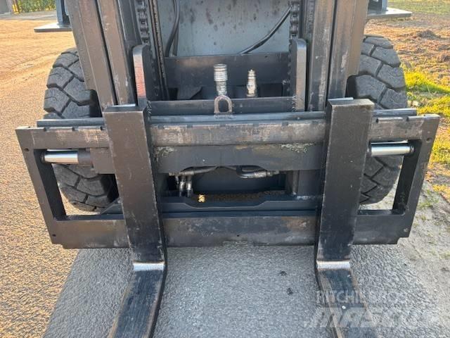 Doosan G 25 G Gasolmotviktstruckar