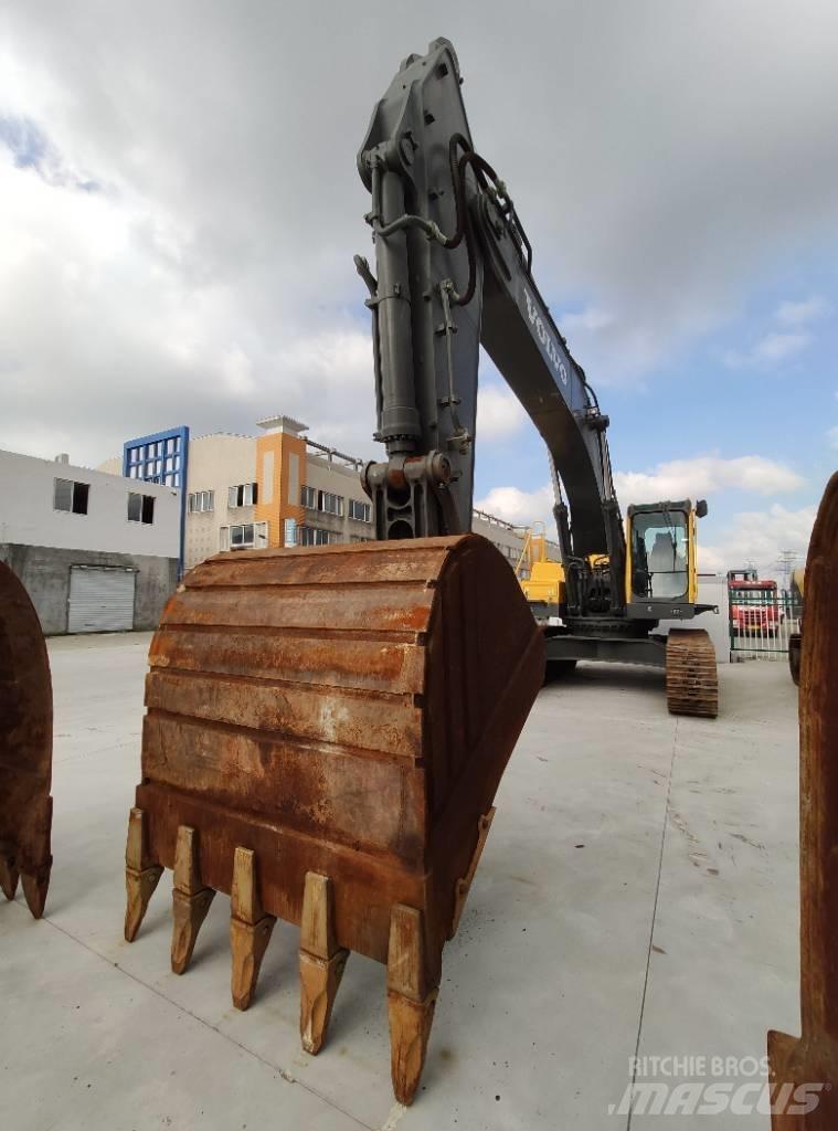 Volvo EC 460 B LC Bandgrävare