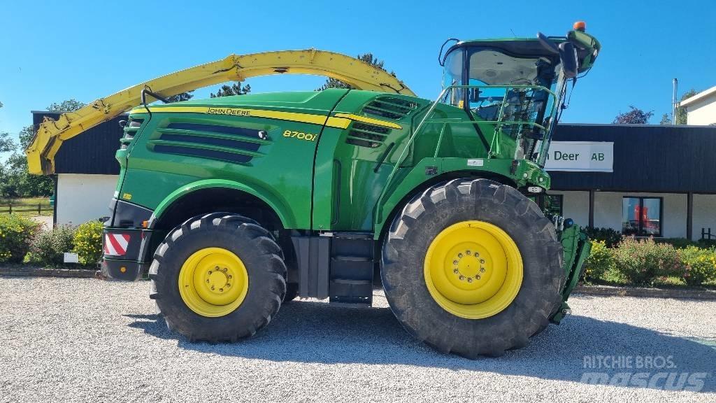 John Deere 8700i Självgående fälthackar
