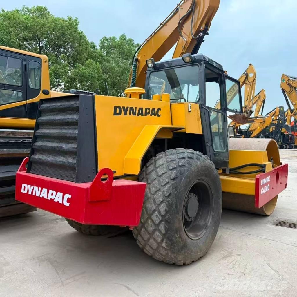 Dynapac CA 30 D Envalsvältar