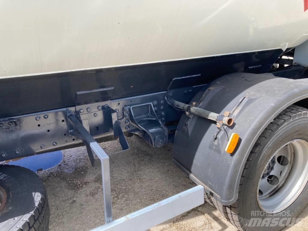 Iveco 135E25 Tankbilar