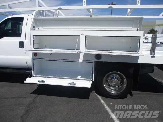 Ford F 550 SD Plogbilar