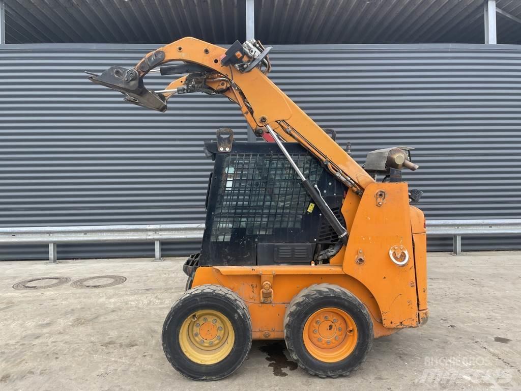CAT 226B Lunnare