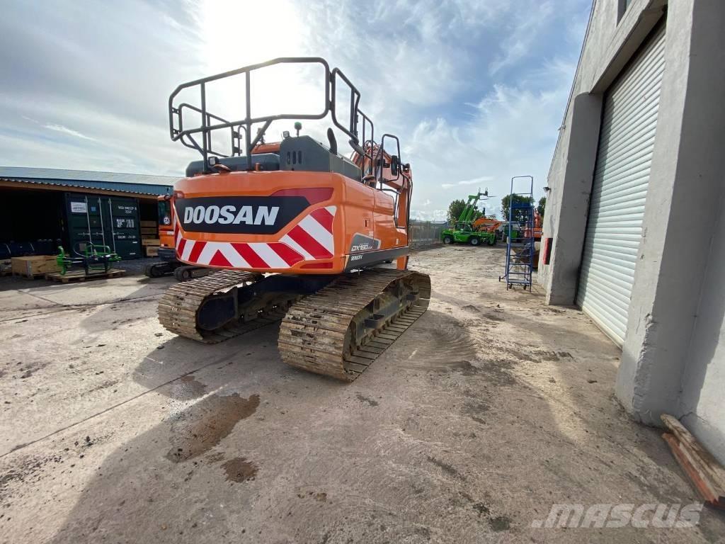 Doosan DX 160 LC Bandgrävare