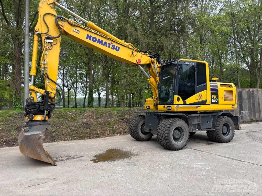 Komatsu PW180-11 Hjulgrävare