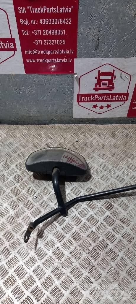 Scania G 440.  1916864 Hytter och interiör