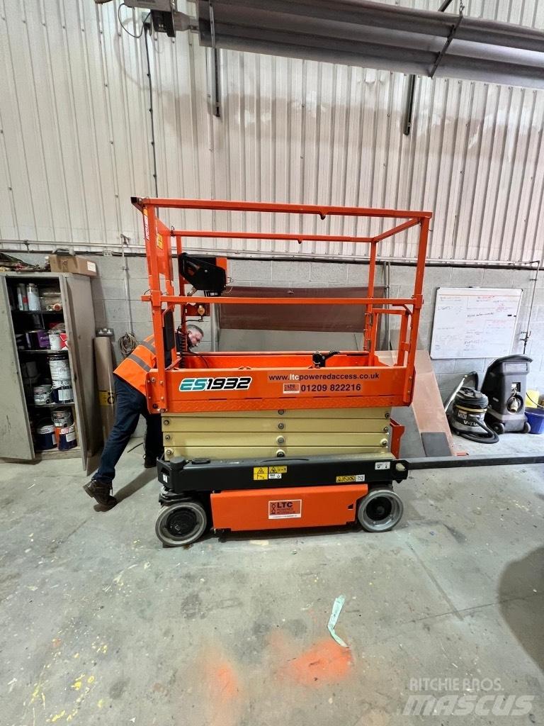 JLG ES 1932 Saxliftar