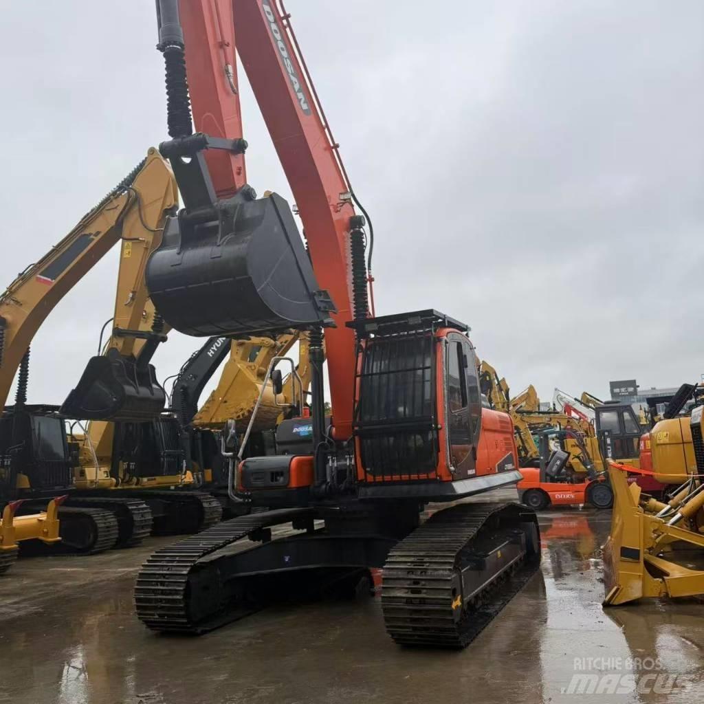 Doosan DX225LC-9C Midigrävmaskiner 7t - 12t