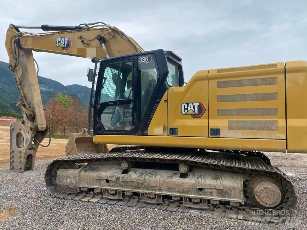 CAT 330 GC Bandgrävare