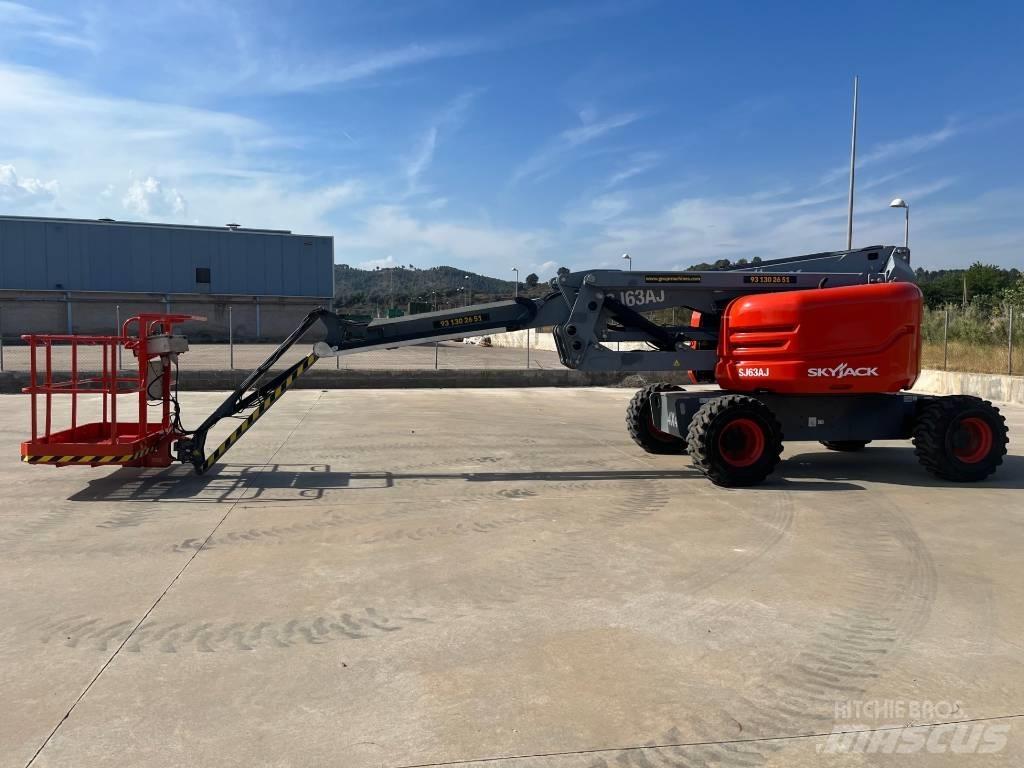 SkyJack SJ 63 AJ Bomliftar