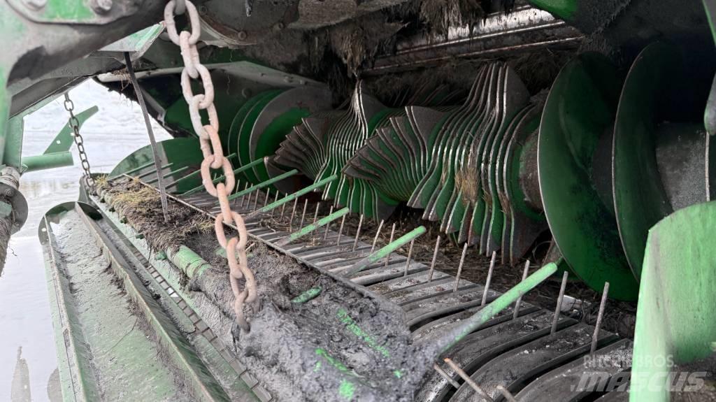 John Deere C 441 R Rundbalspressar