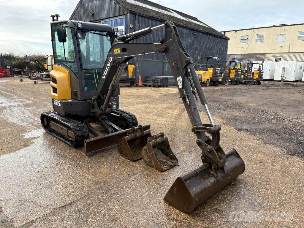 Volvo ECR 25 D Minigrävare < 7t