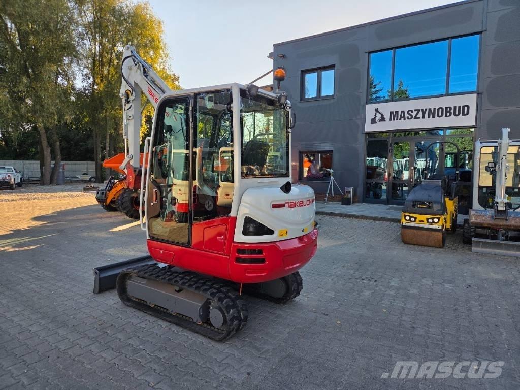 Takeuchi TB230 + HS03 Minigrävare < 7t