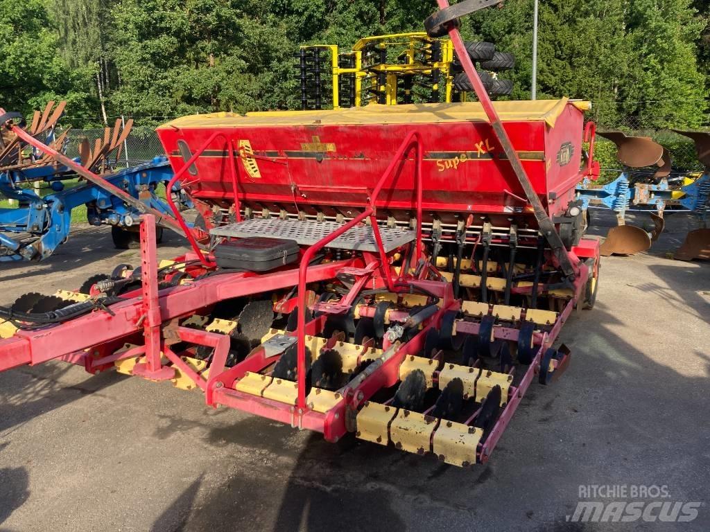 Väderstad Rapid 400C Kombisåmaskiner