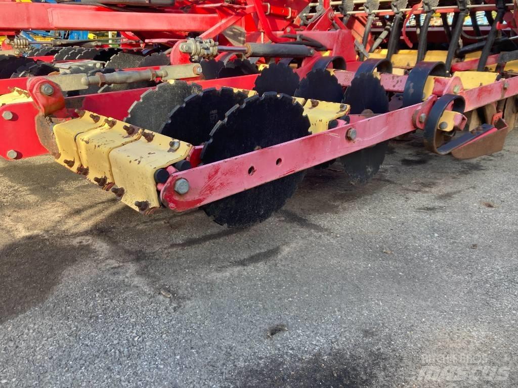 Väderstad Rapid 400C Kombisåmaskiner