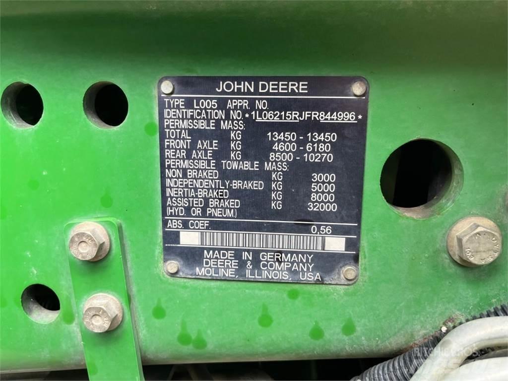 John Deere 6215R Traktorer