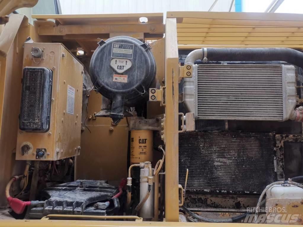 CAT 320 C Bandgrävare