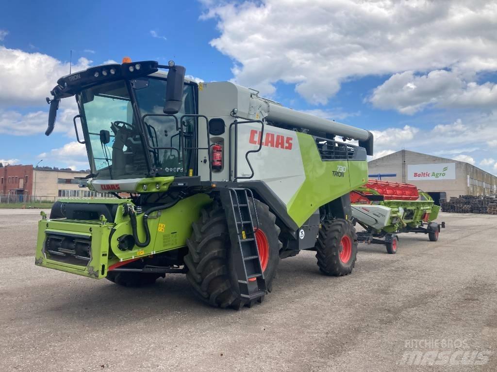 CLAAS Trion 730 Skördetröskor