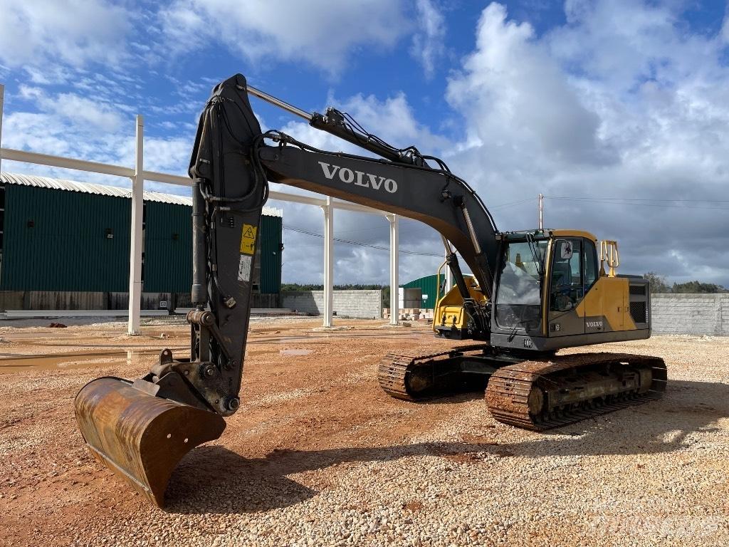 Volvo EC 220 E Bandgrävare