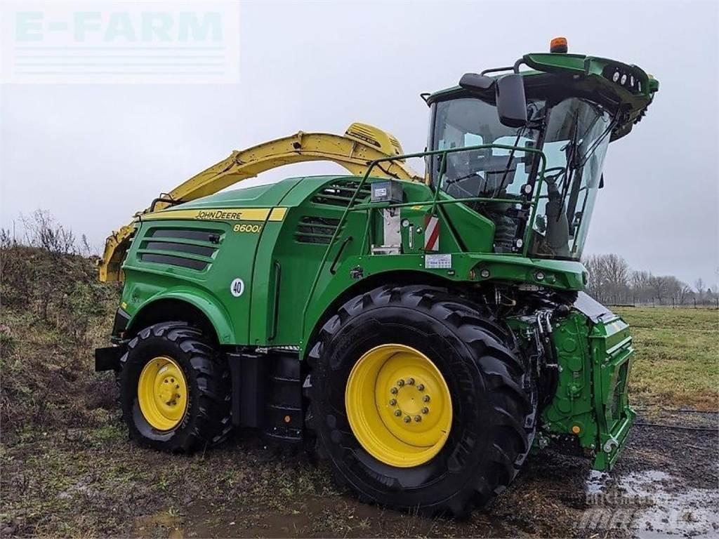 John Deere 8600i Självgående fälthackar
