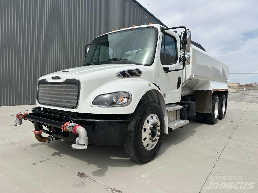 Freightliner M2 Vattentankbilar