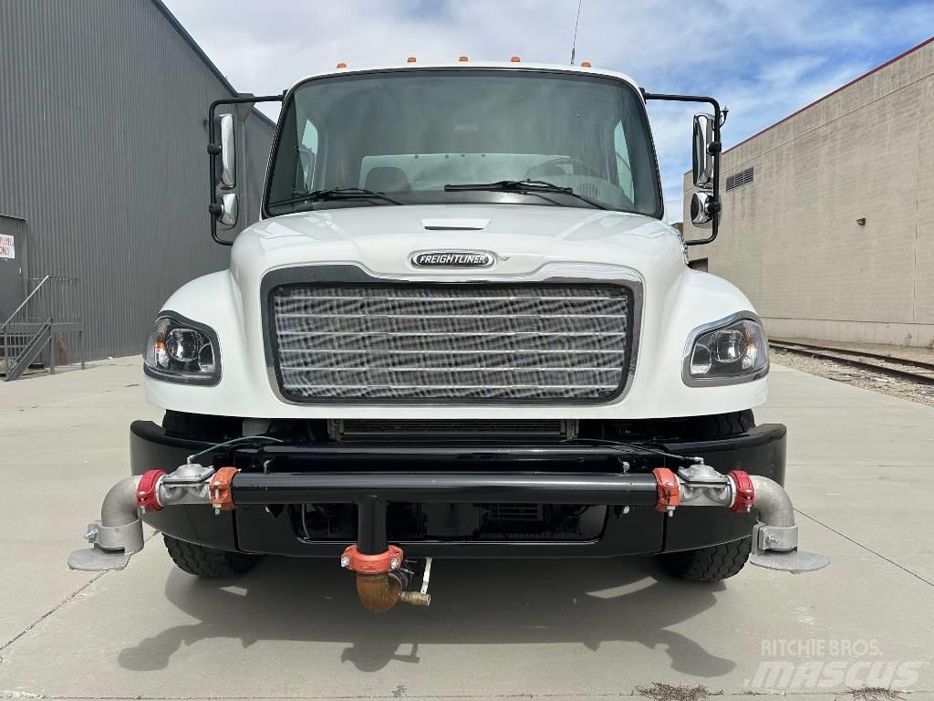 Freightliner M2 Vattentankbilar