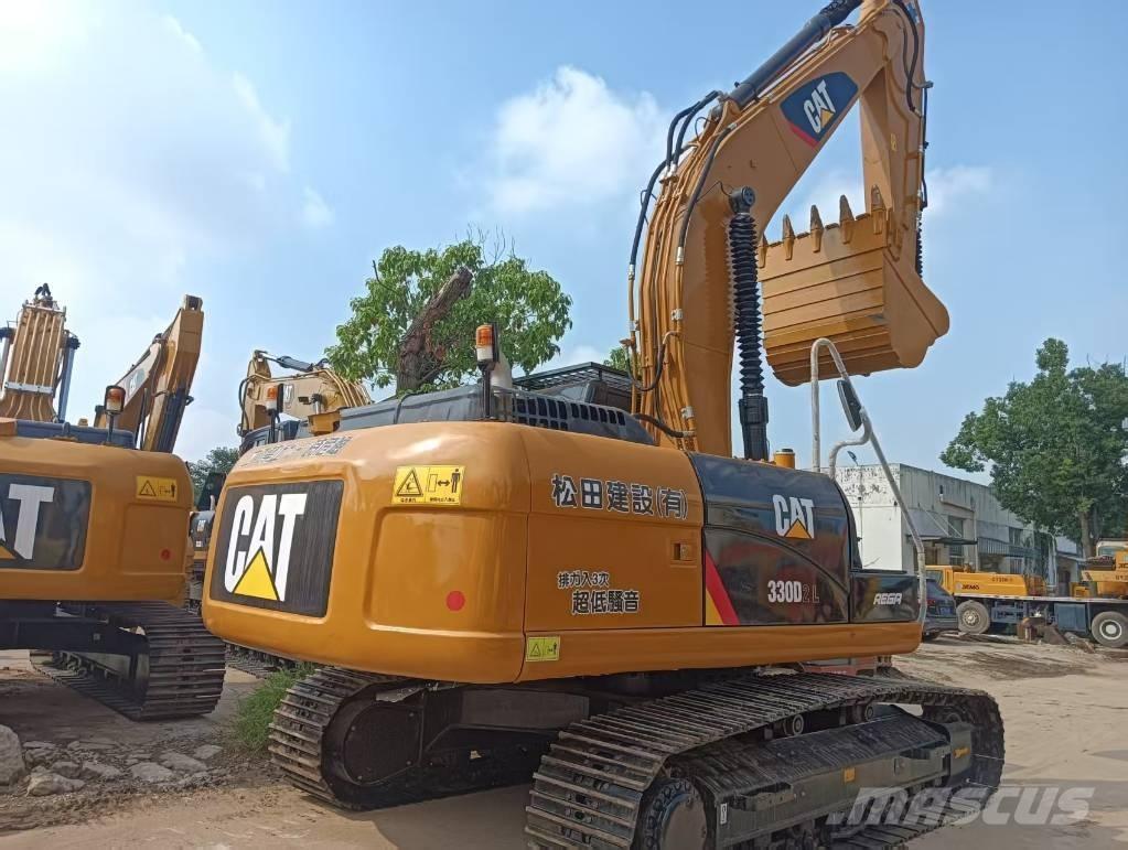 CAT 330 D2L Bandgrävare
