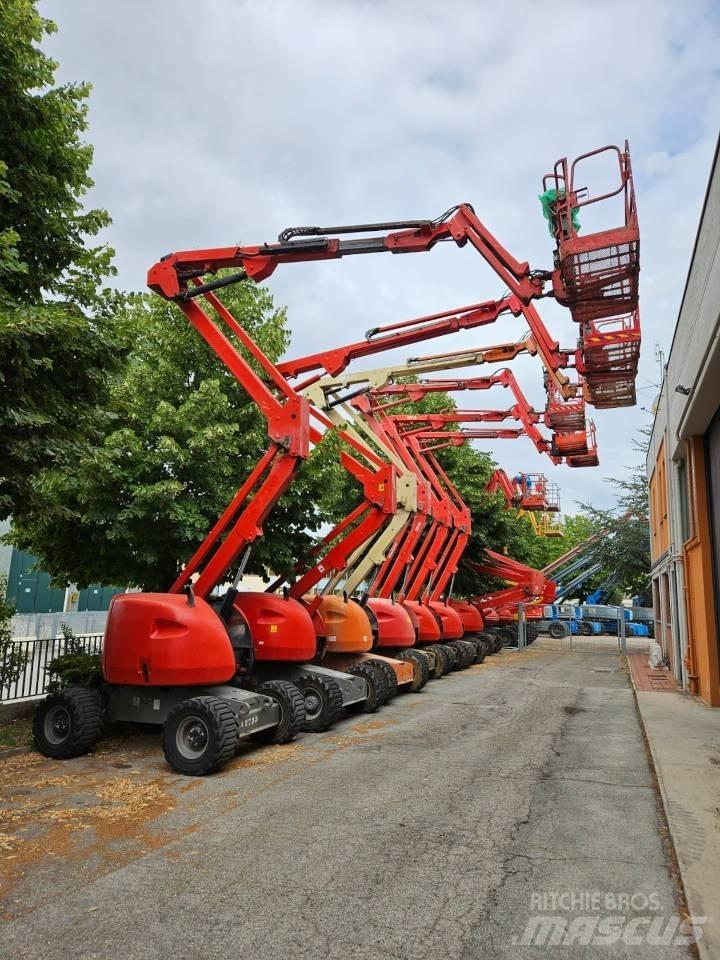 JLG 450 AJ Bomliftar