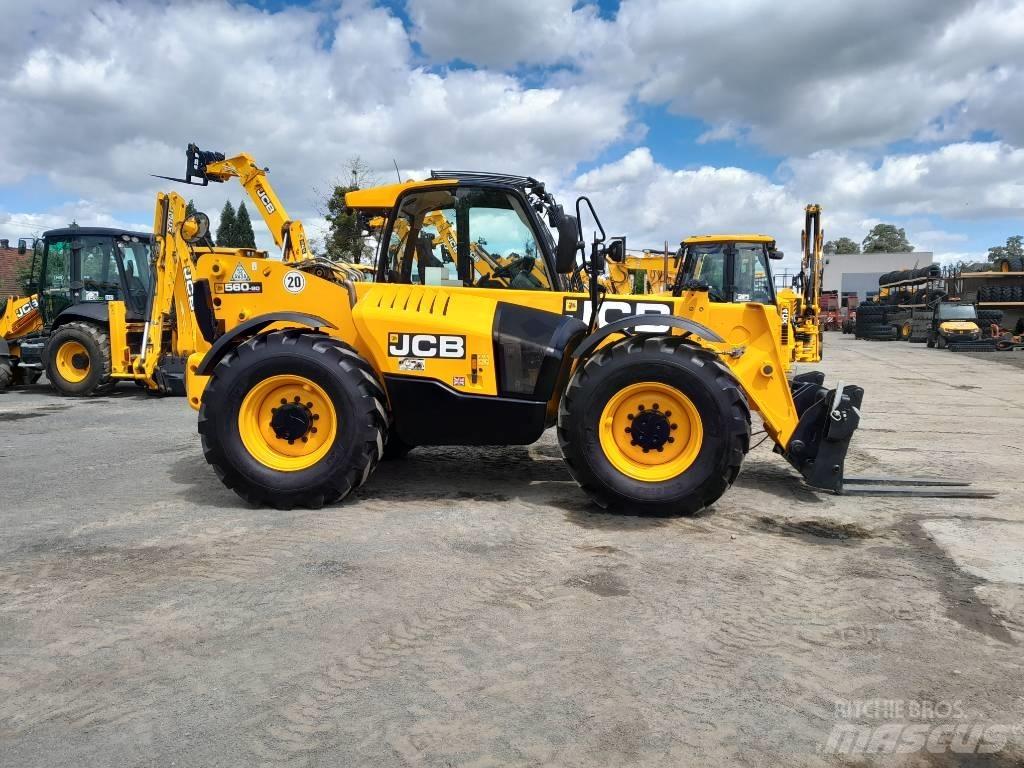 JCB 560-80 WM Teleskopiska hjullastare
