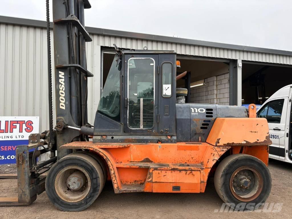 Doosan D 110 S-5 Dieselmotviktstruckar